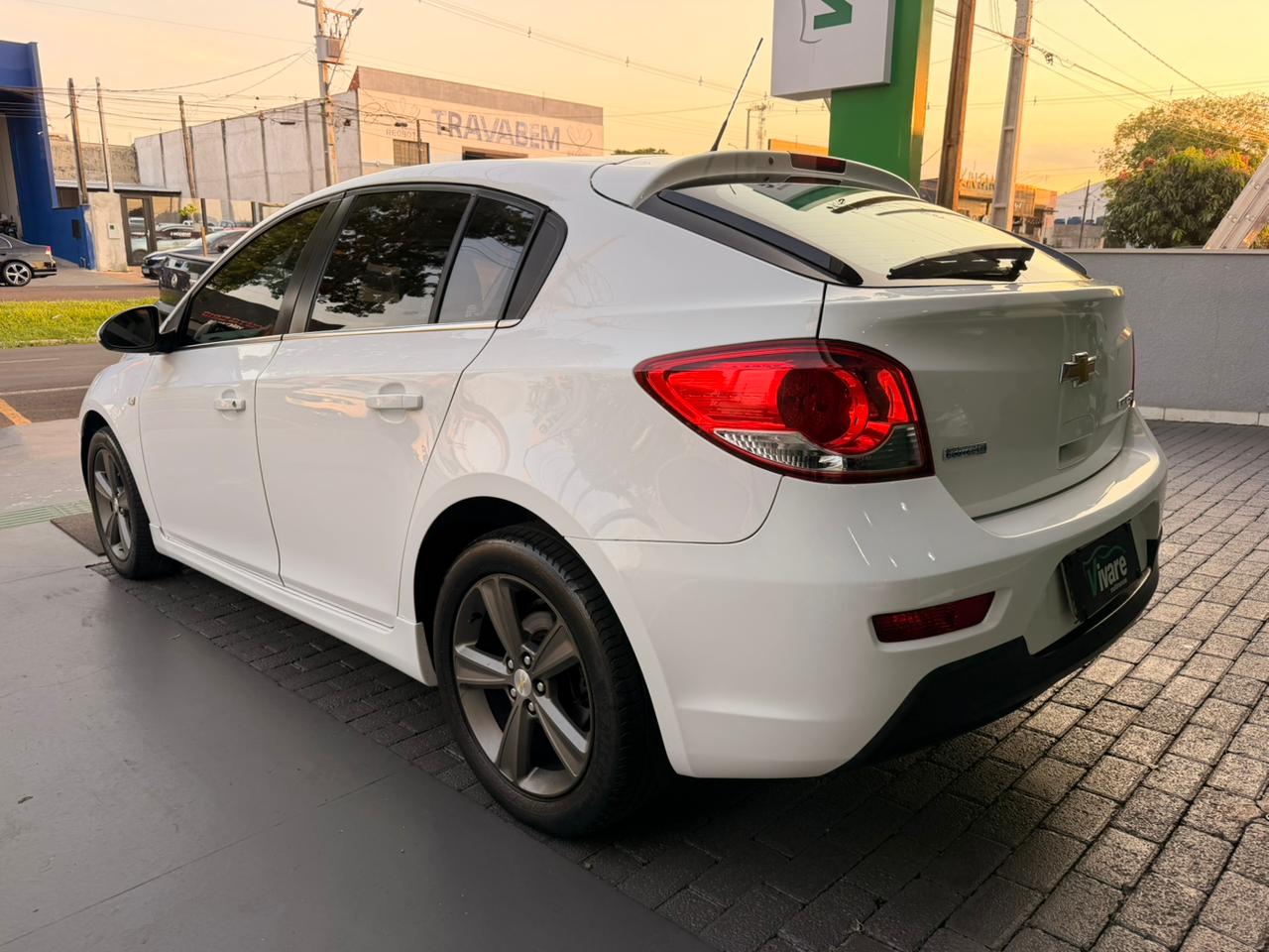 Chevrolet Cruze Hb Sport LT 1.8 16V Flexp. 5P Automático - foto 6