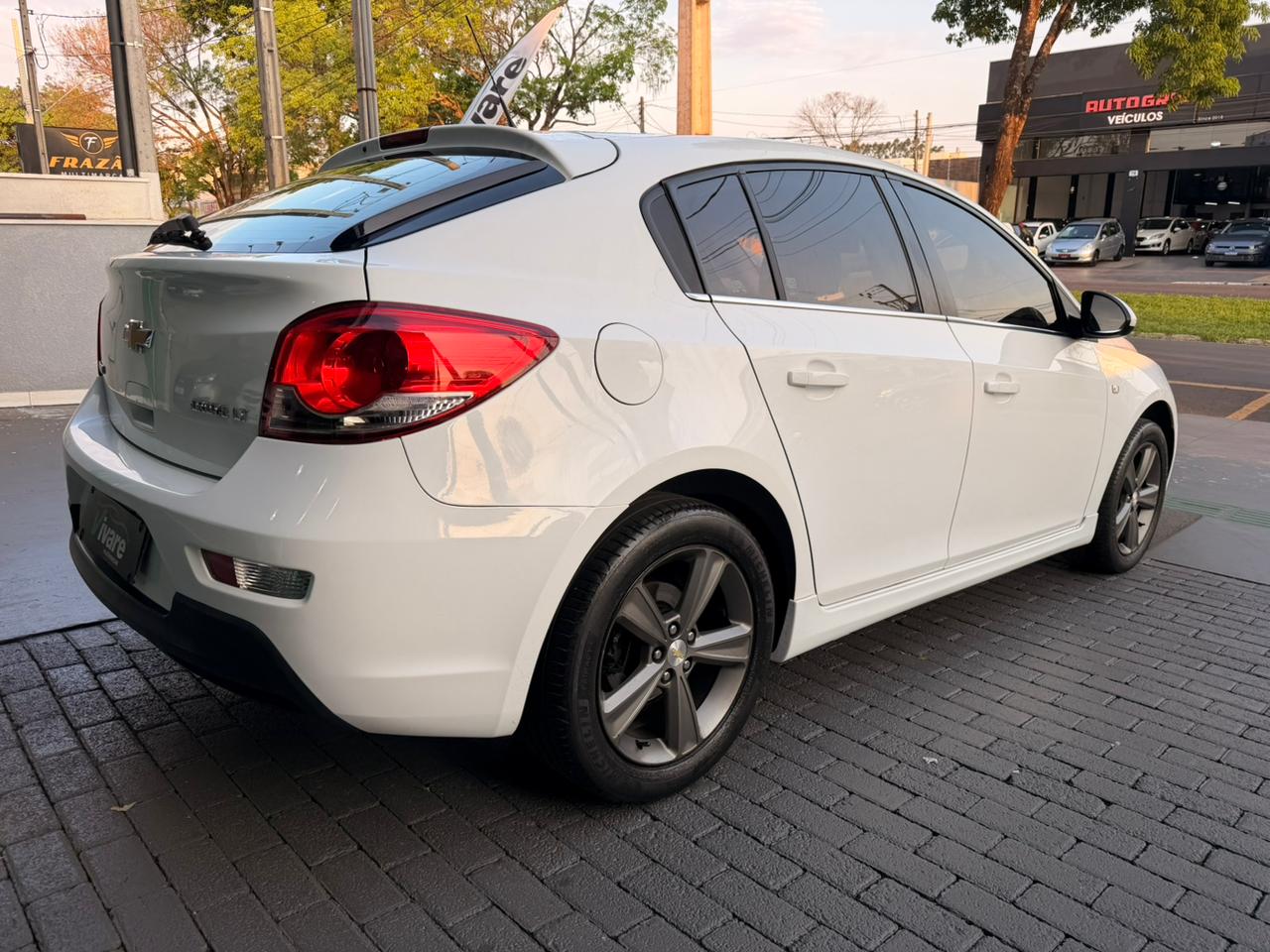 Chevrolet Cruze Hb Sport LT 1.8 16V Flexp. 5P Automático - foto 5