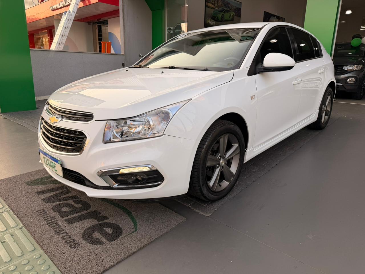 Chevrolet Cruze Hb Sport LT 1.8 16V Flexp. 5P Automático - foto 2