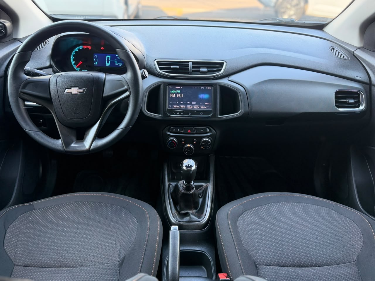 Chevrolet Onix Hatch LTZ 1.4 8V Flex Power Mec. 4P - foto 9