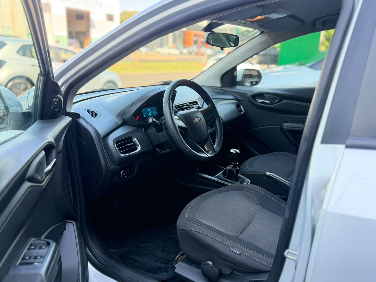 Chevrolet Onix Hatch LTZ 1.4 8V Flex Power Mec. 4P - foto 11
