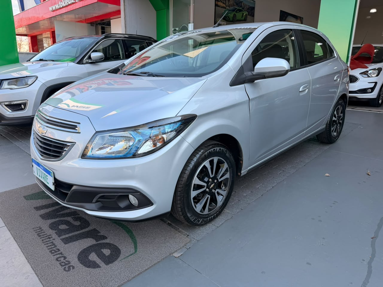 Chevrolet Onix Hatch LTZ 1.4 8V Flex Power Mec. 4P - foto 2