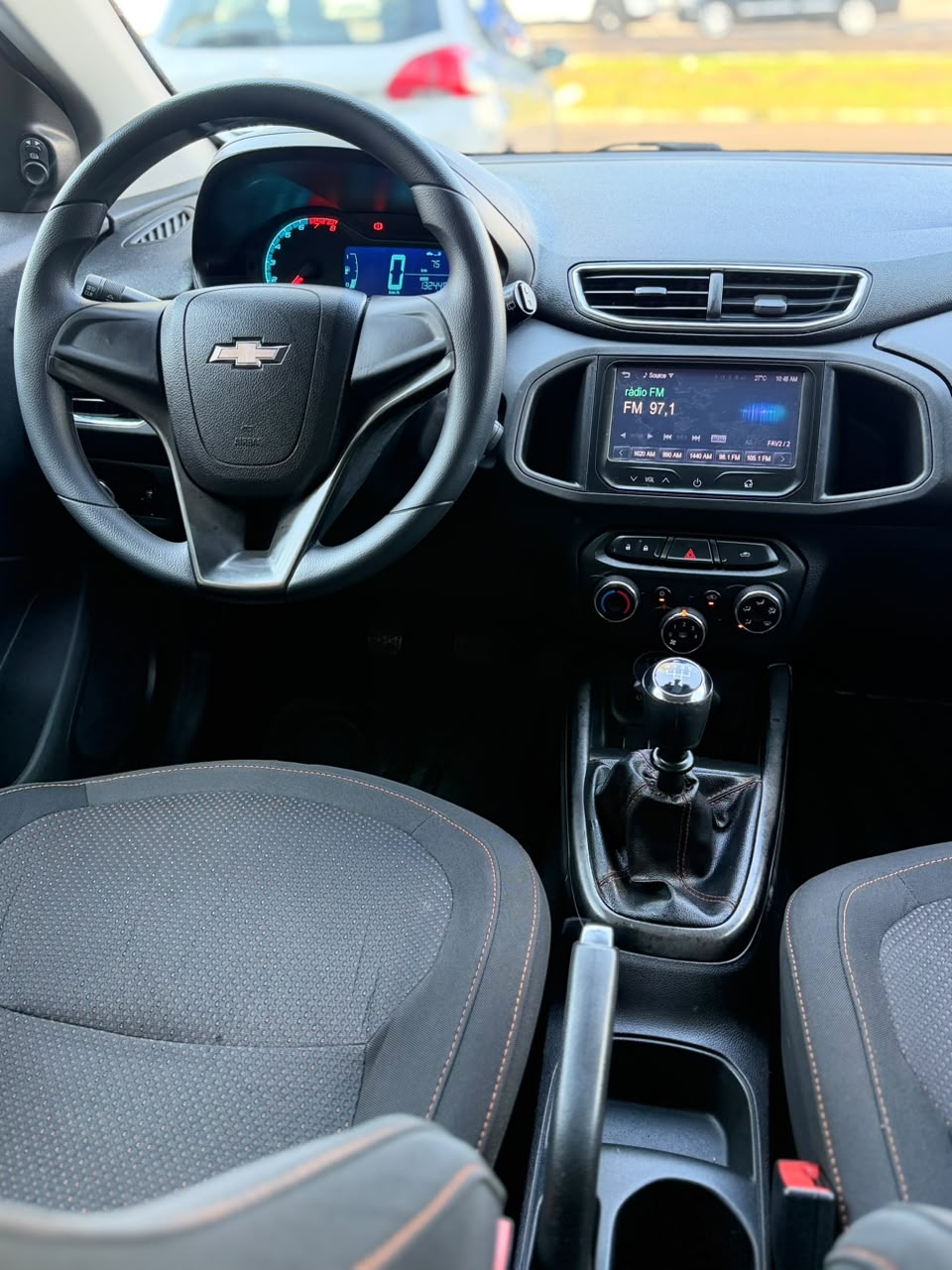 Chevrolet Onix Hatch LTZ 1.4 8V Flex Power Mec. 4P - foto 8